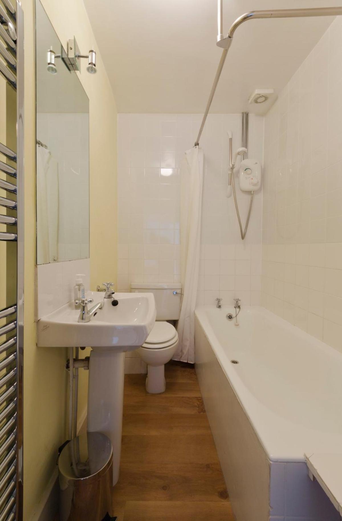 ロンドンNotting Hill Charm -Sleeps 5 - Urban Retreatアパートメント エクステリア 写真