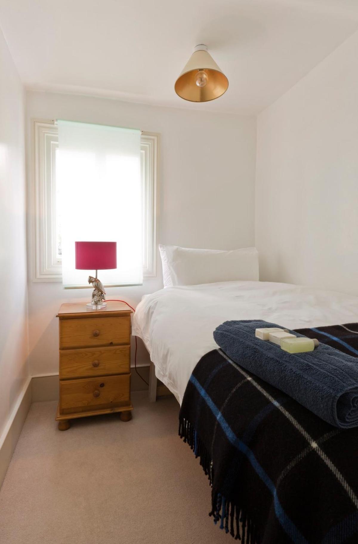 ロンドンNotting Hill Charm -Sleeps 5 - Urban Retreatアパートメント エクステリア 写真
