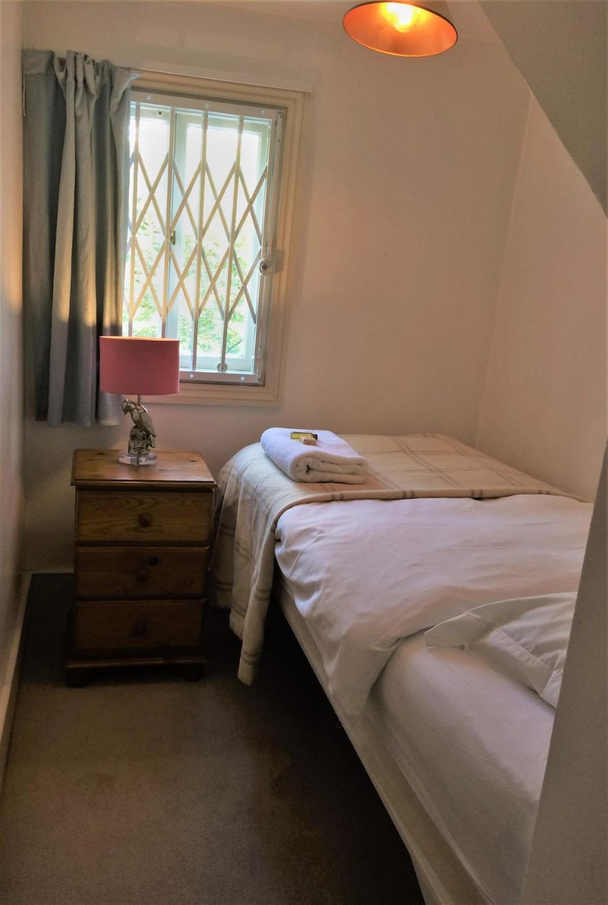 ロンドンNotting Hill Charm -Sleeps 5 - Urban Retreatアパートメント エクステリア 写真